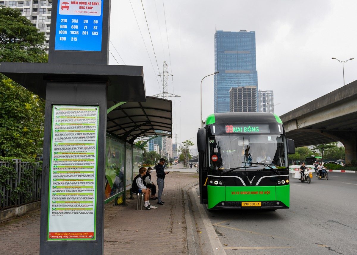 Hà Nội tổ chức vận hành tạm thời các tuyến xe buýt trong thời gian phân luồng giao thông phục vụ lễ kỷ niệm lớn