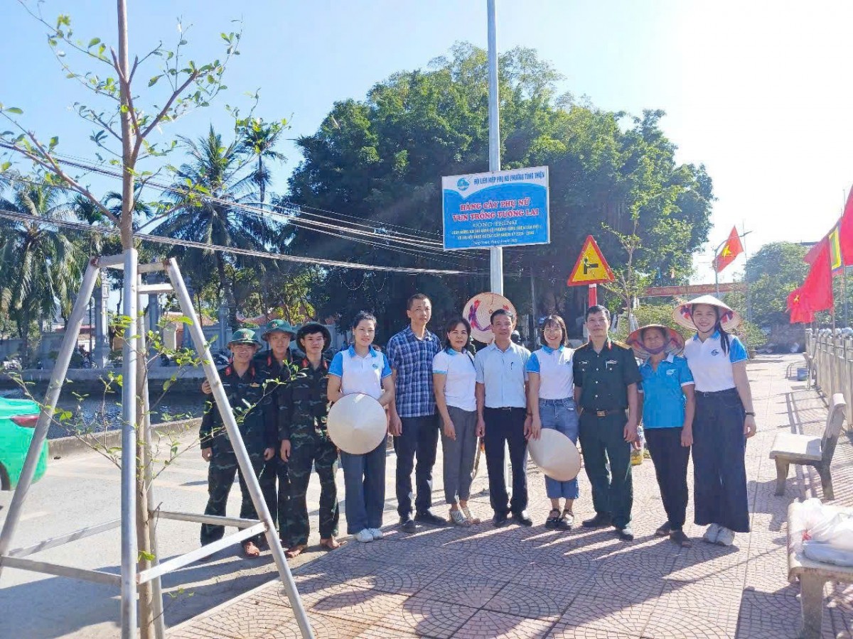 Phường Tùng Thiện: Sôi nổi các hoạt động chào mừng Đại hội Đảng bộ phường lần thứ I