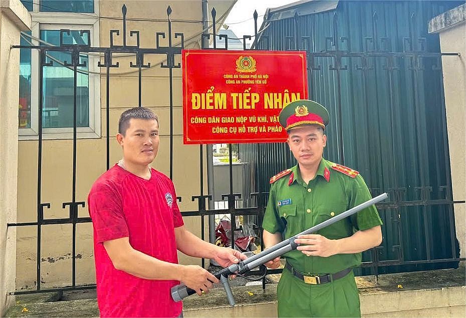 Quyết liệt “xóa sổ” vũ khí trái phép, giữ bình yên từng ngõ phố