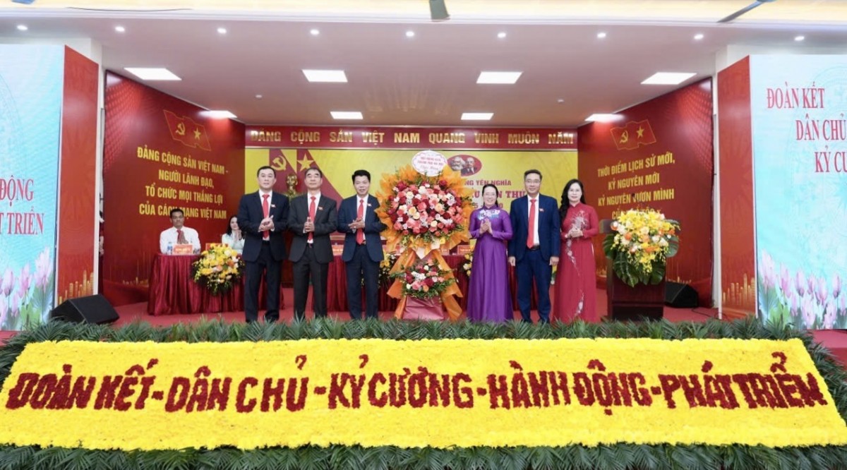 Phiên làm việc đầu tiên Đại hội đại biểu Đảng bộ phường Yên Nghĩa lần thứ I, nhiệm kỳ 2025 - 2030