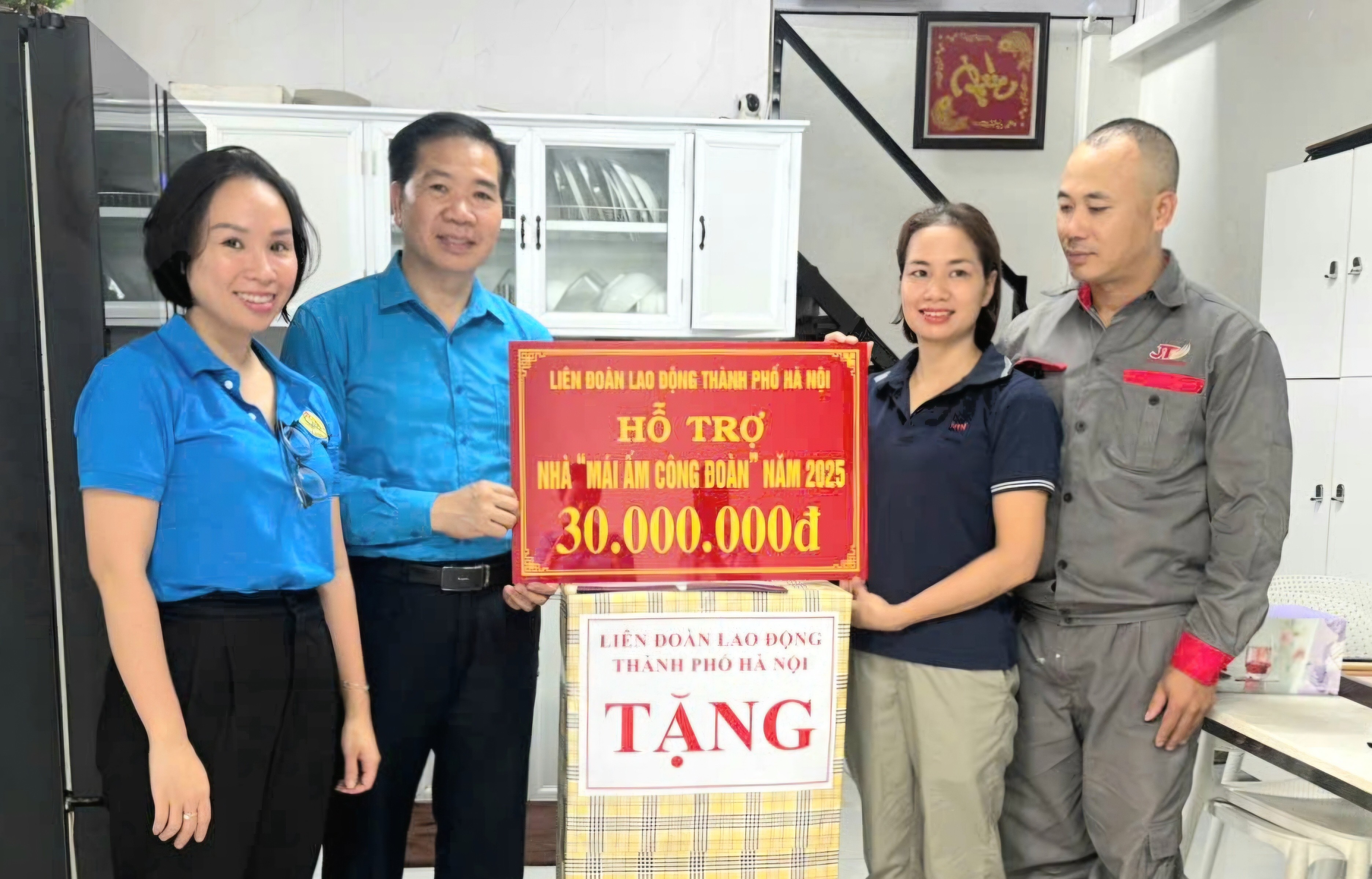 LĐLĐ TP Hà Nội hỗ trợ “Mái ấm Công đoàn” cho đoàn viên có hoàn cảnh khó khăn về nhà ở