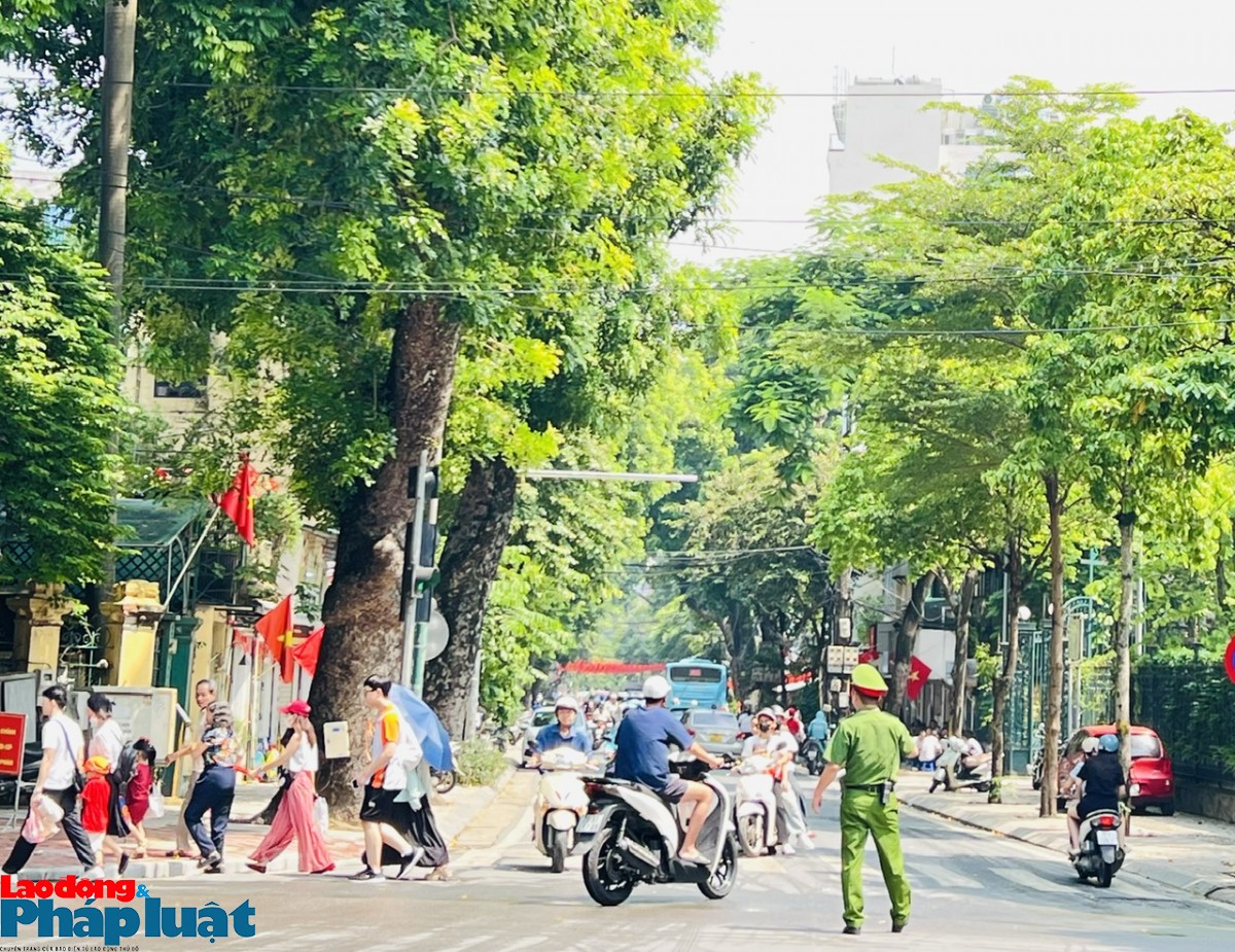 Đảm bảo an ninh trật tự, an toàn giao thông cho buổi hợp luyện diễu binh, diễu hành