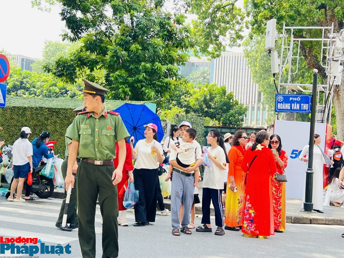 Đảm bảo an ninh trật tự, an toàn giao thông cho buổi hợp luyện diễu binh, diễu hành