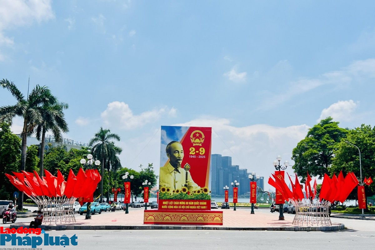 Phường Tây Hồ rực rỡ cờ hoa chào mừng Quốc Khánh 2/9 Phường Tây Hồ rực rỡ cờ hoa chào mừng Quốc Khánh 2/9