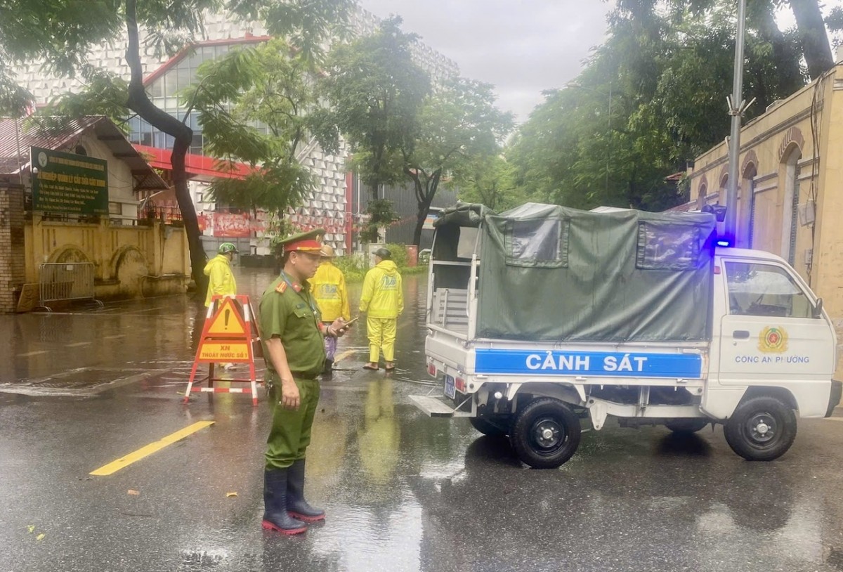 Tây Hồ: Chủ động, sẵn sàng ứng phó với cơn bão số 5