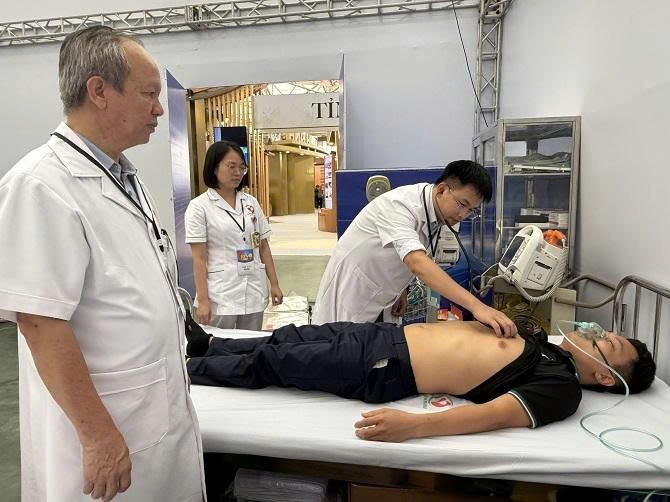 Những “người lính áo trắng” thầm lặng bảo vệ sức khỏe nhân dân dịp Đại lễ Quốc khánh 2/9