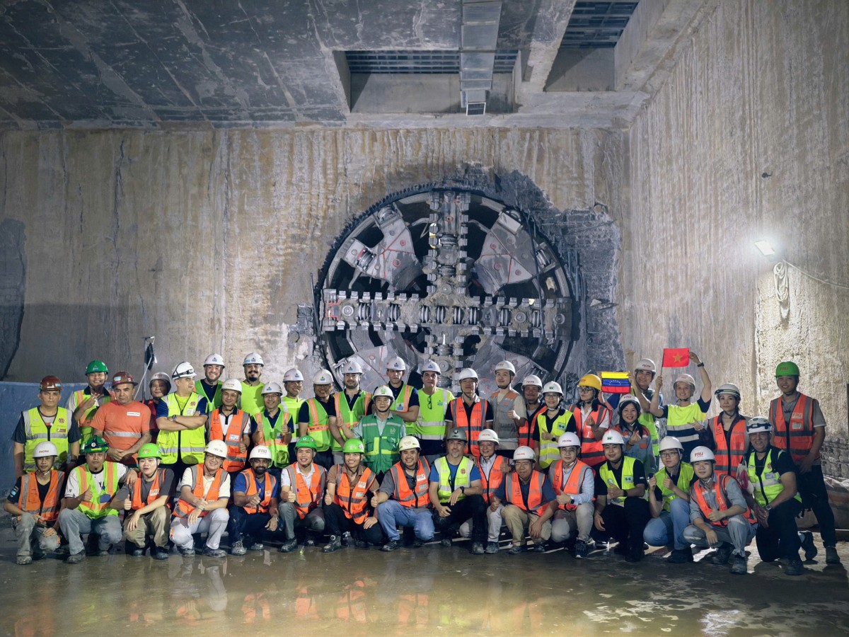 Máy đào hầm TBM số 2 của Dự án tuyến metro Nhổn - ga Hà Nội chính thức đến ga S10 - Cát Linh