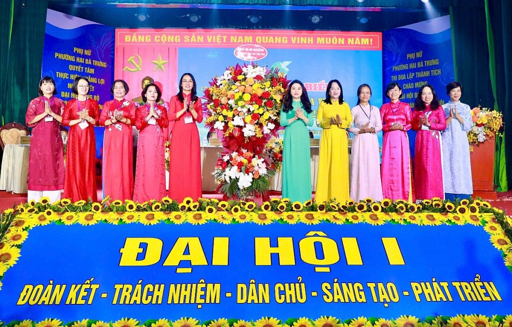 Bà Nguyễn Thanh Tú làm Chủ tịch Hội LHPN phường Hai Bà Trưng
