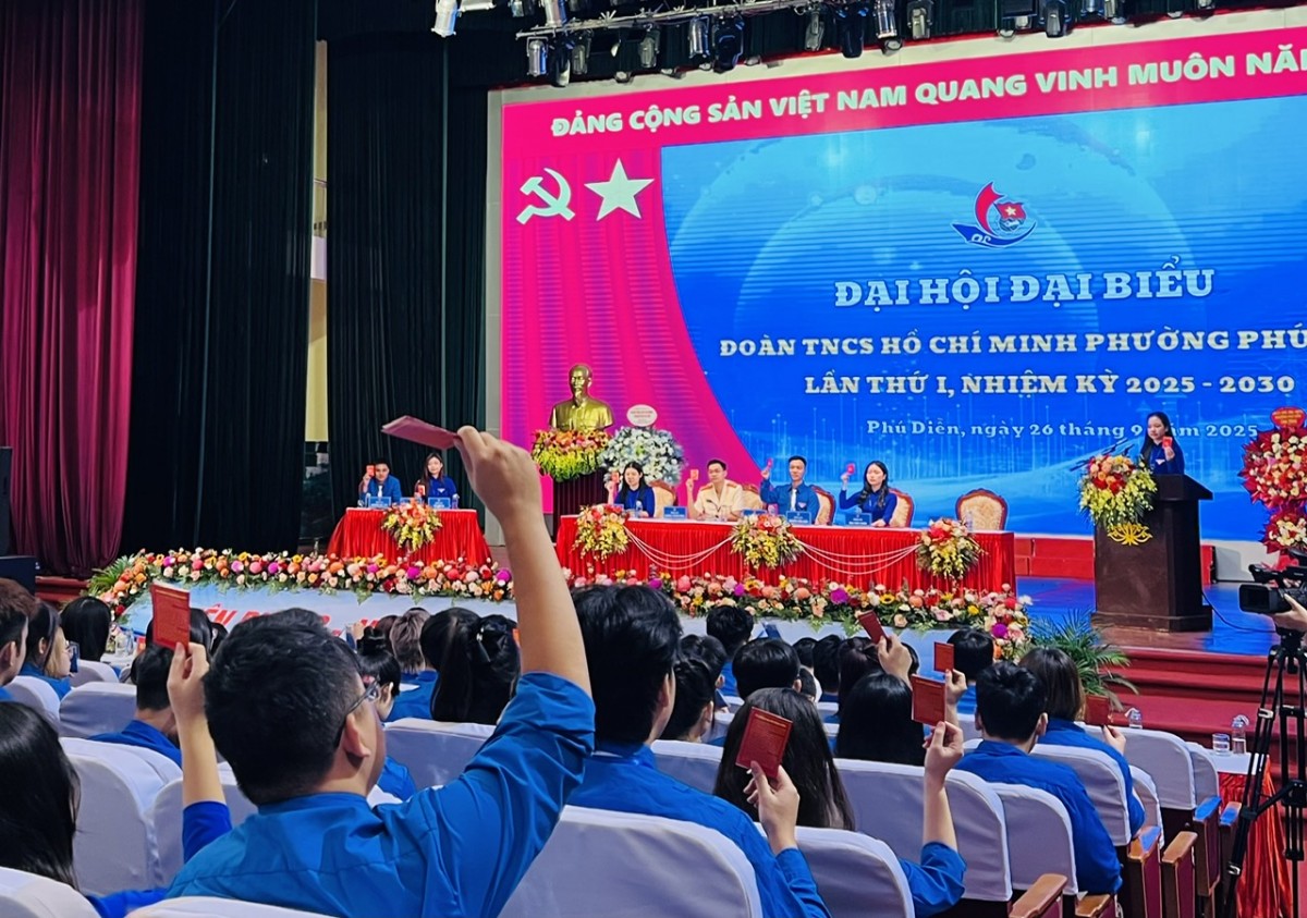 Thanh niên phường Phú Diễn: Tiên phong xây dựng phường văn minh, hiện đại
