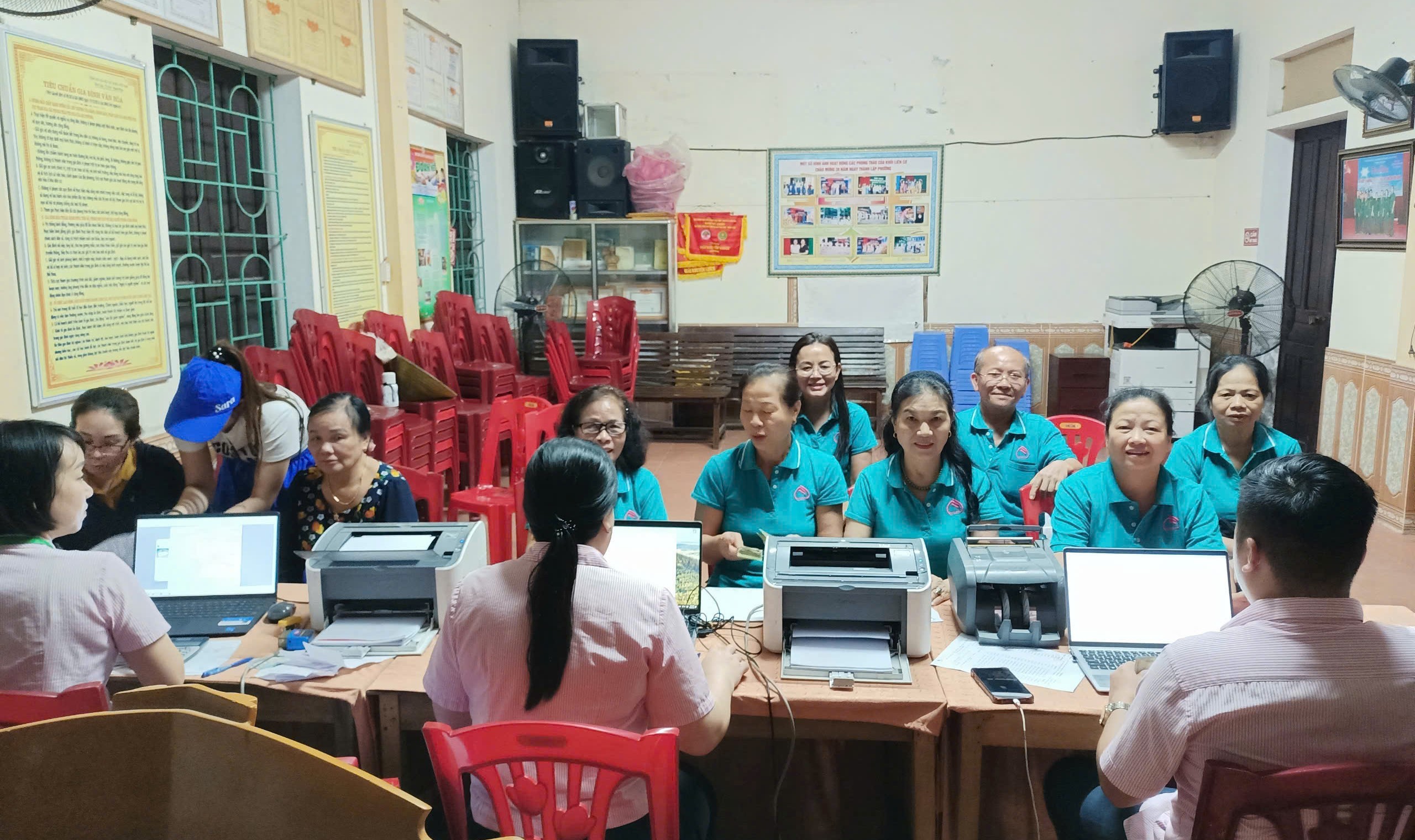 Phụ nữ phường Thành Vinh phát huy vai trò xây dựng hệ thống chính trị