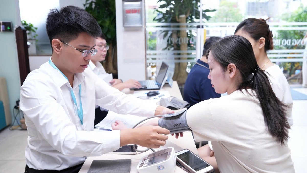 Điểm tựa vững chắc, đẩy mạnh phúc lợi, xây dựng môi trường làm việc nhân văn