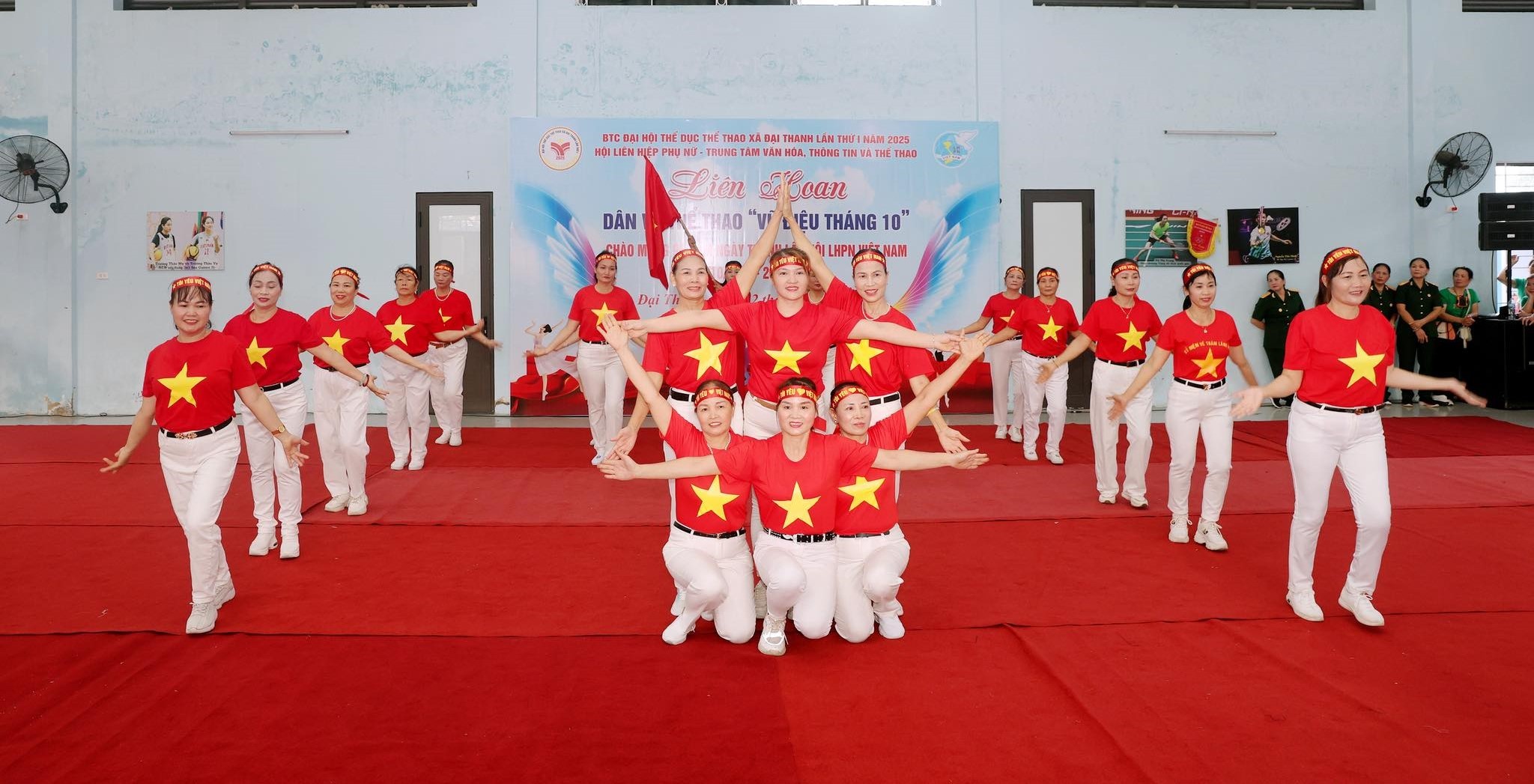 Xã Đại Thanh: Sôi nổi Liên hoan Dân vũ thể thao “Vũ điệu tháng Mười”