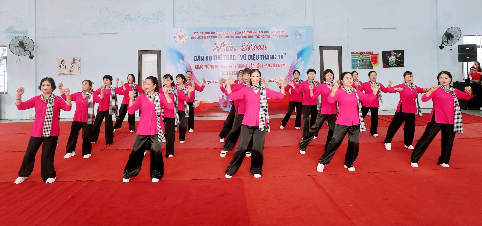 Xã Đại Thanh: Sôi nổi Liên hoan Dân vũ thể thao “Vũ điệu tháng Mười”