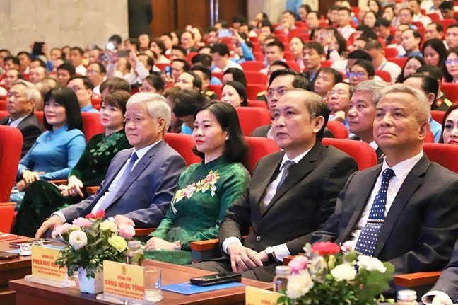 Đại hội thi đua yêu nước CNVCLĐ toàn quốc lần thứ XI: Tôn vinh 80 tập thể, cá nhân điển hình xuất sắc Đại hội thi đua yêu nước CNVCLĐ toàn quốc lần thứ XI: Tôn vinh 80 tập thể, cá nhân điển hình xuất sắc