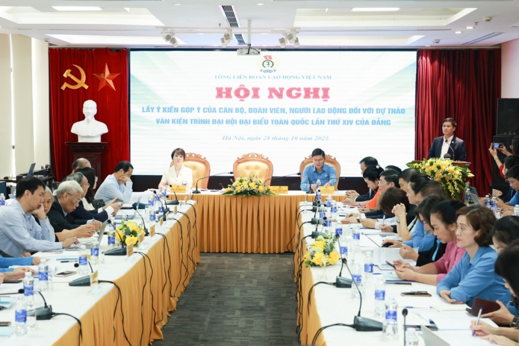 Tổng LĐLĐ Việt Nam: Phát huy trí tuệ cán bộ, đoàn viên, người lao động góp ý Văn kiện Đại hội XIV của Đảng
