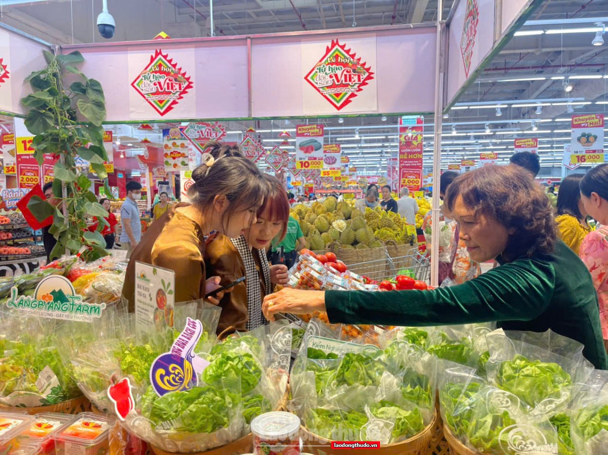 Giữ niềm tin người tiêu dùng: Nền tảng cho phát triển bền vững trong thời hội nhập