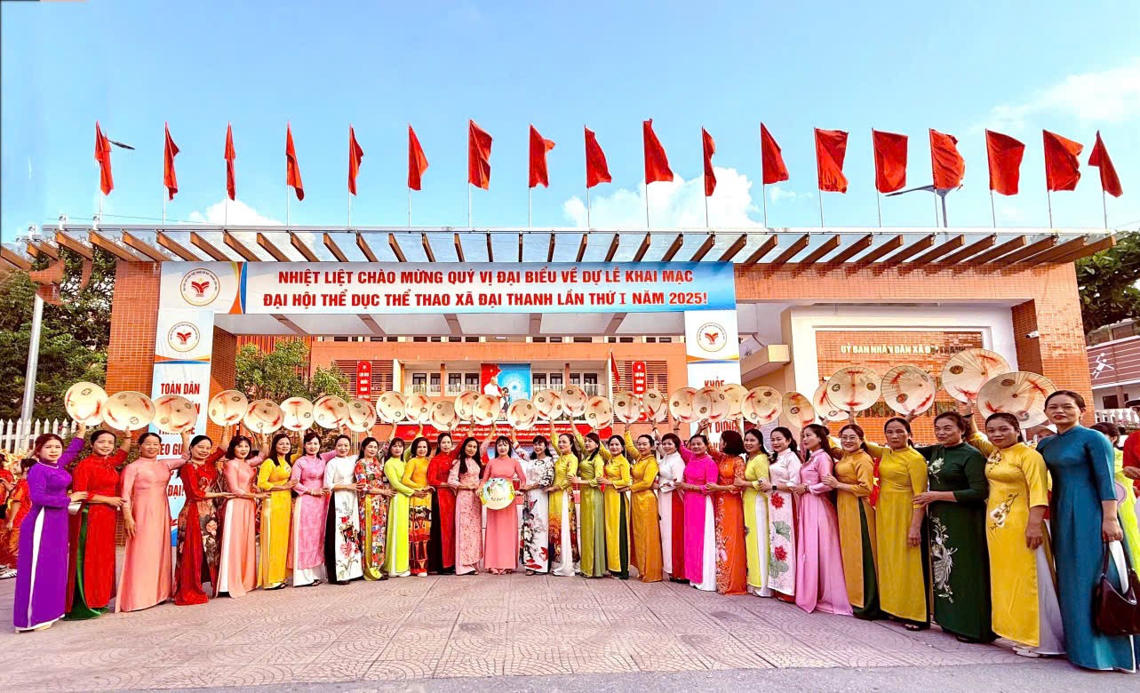 Phụ nữ mong được tiếp sức trong chuyển đổi số và phát triển bền vững Phụ nữ mong được tiếp sức trong chuyển đổi số và phát triển bền vững