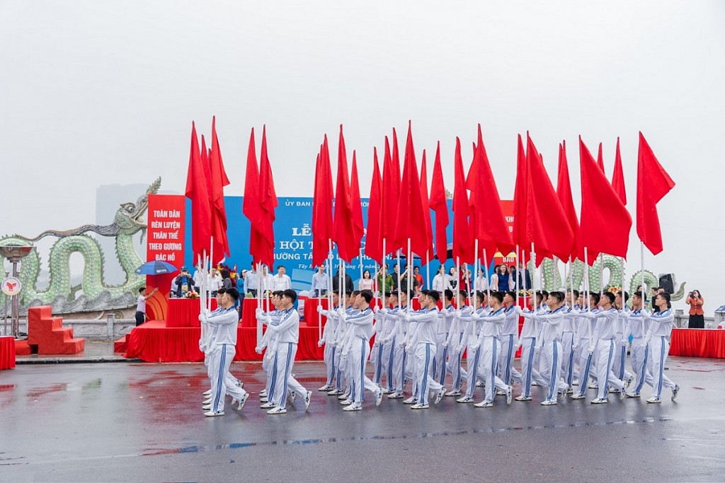 Những hình ảnh ấn tượng tại Đại hội Thể dục Thể thao phường Tây Hồ lần thứ I