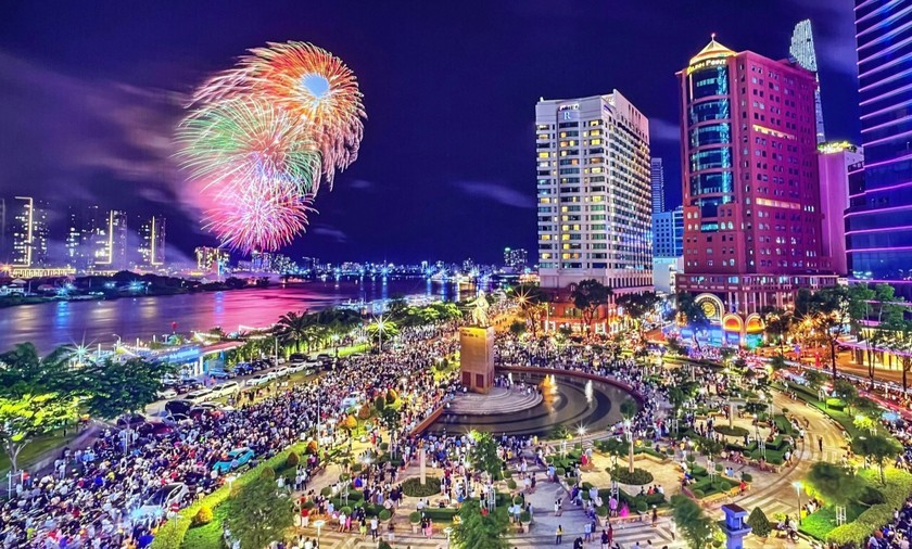 Hà Nội đề nghị dừng bắn pháo hoa nổ tại Lễ Bế mạc Hội chợ Mùa Thu