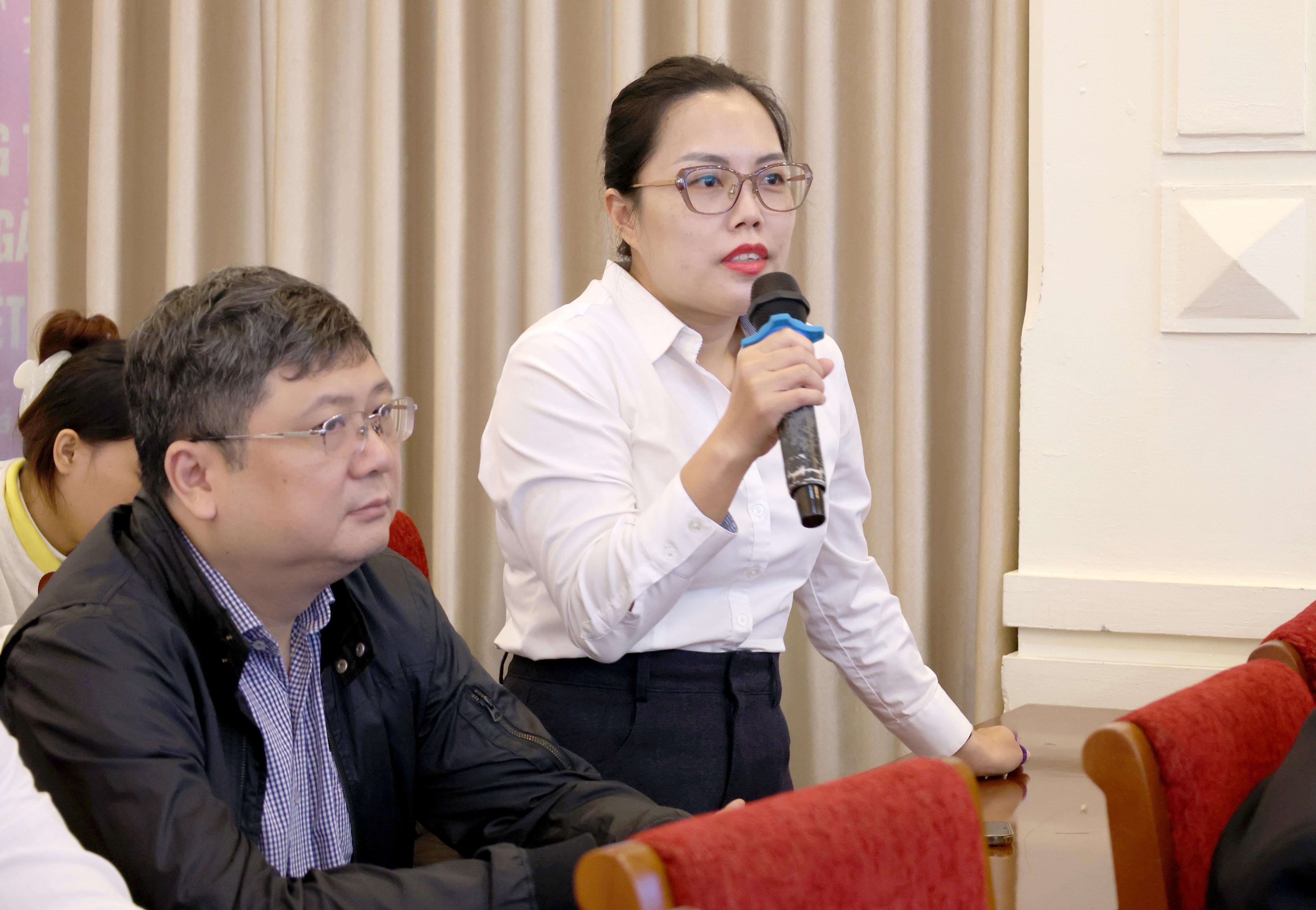 ĐANG TRỰC TUYẾN: Giải đáp về Đại hội Công đoàn cơ sở và các chính sách lao động, bảo hiểm xã hội ĐANG TRỰC TUYẾN: Giải đáp về Đại hội Công đoàn cơ sở và các chính sách lao động, bảo hiểm xã hội