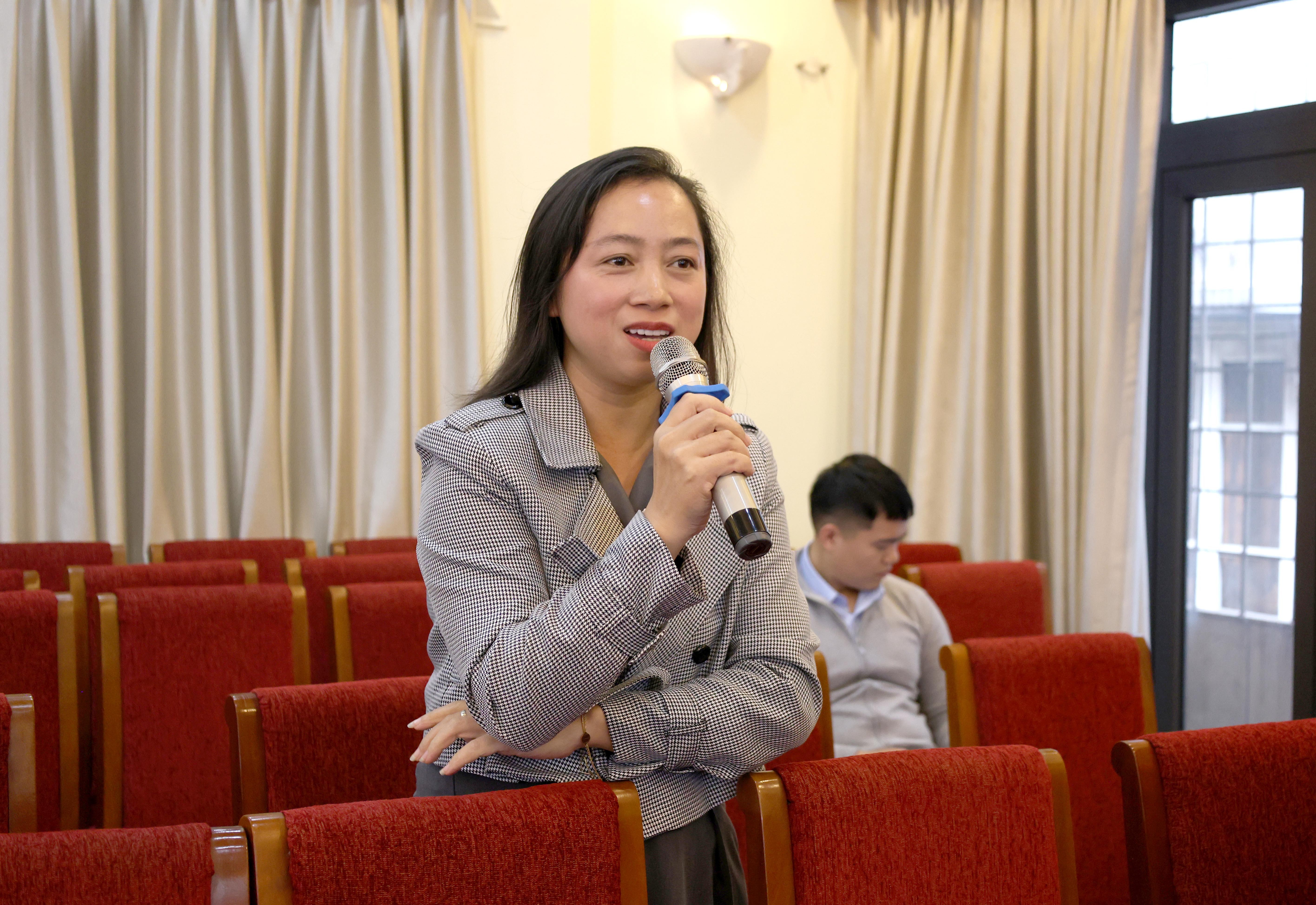 ĐANG TRỰC TUYẾN: Giải đáp về Đại hội Công đoàn cơ sở và các chính sách lao động, bảo hiểm xã hội ĐANG TRỰC TUYẾN: Giải đáp về Đại hội Công đoàn cơ sở và các chính sách lao động, bảo hiểm xã hội