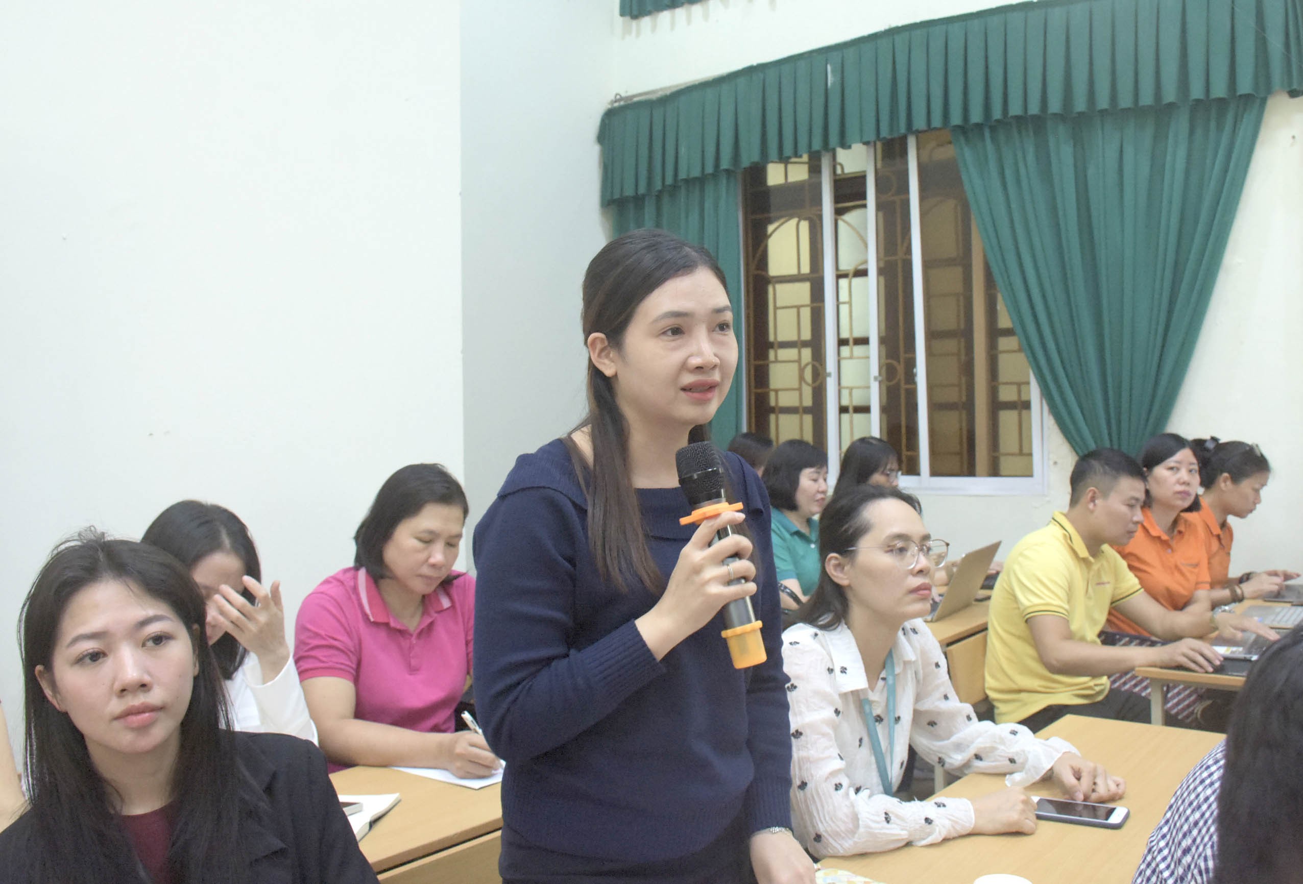 ĐANG TRỰC TUYẾN: Những điểm mới về pháp luật lao động, bảo hiểm xã hội và Công đoàn cơ sở