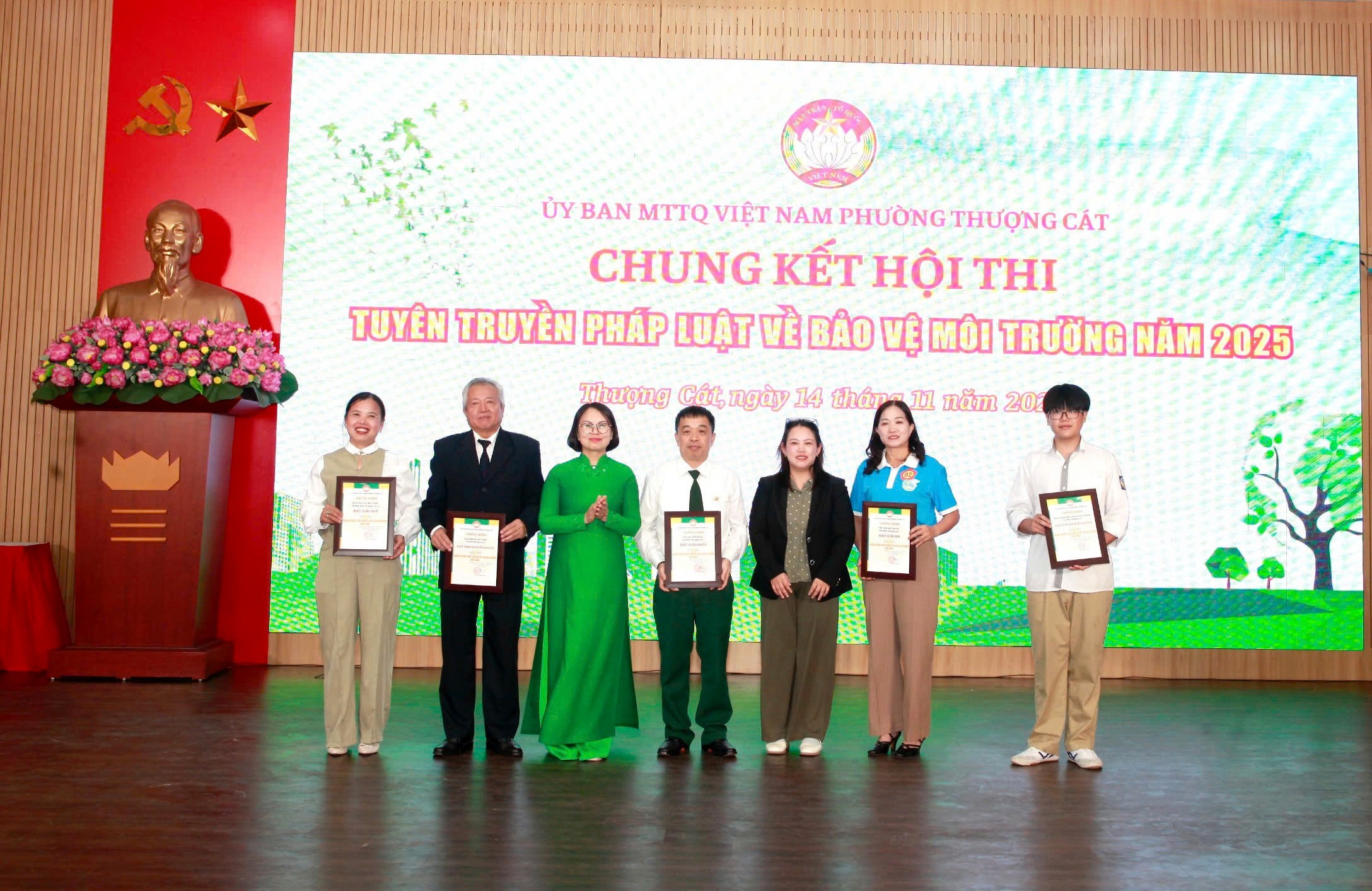 Phát huy sức mạnh đại đoàn kết, xây dựng phường Thượng Cát văn minh, hiện đại và bền vững