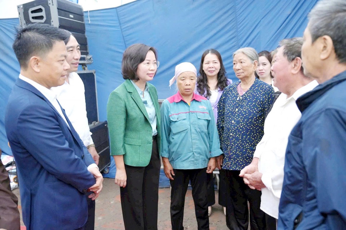 Phát huy sức mạnh đại đoàn kết, xây dựng Thủ đô văn minh, Nhân dân hạnh phúc Phát huy sức mạnh đại đoàn kết, xây dựng Thủ đô văn minh, Nhân dân hạnh phúc