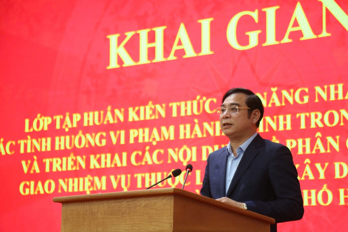 Tăng cường quản lý xây dựng ở Hà Nội: Nâng cao kỹ năng, siết chặt trách nhiệm Tăng cường quản lý xây dựng ở Hà Nội: Nâng cao kỹ năng, siết chặt trách nhiệm