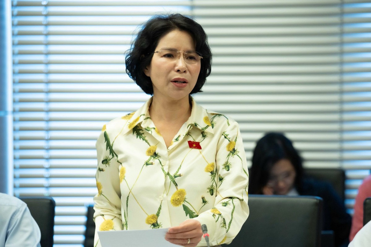 Đề nghị không xem bảo hiểm y tế như barie để hạn chế người bệnh lên tuyến trên Đề nghị không xem bảo hiểm y tế như barie để hạn chế người bệnh lên tuyến trên