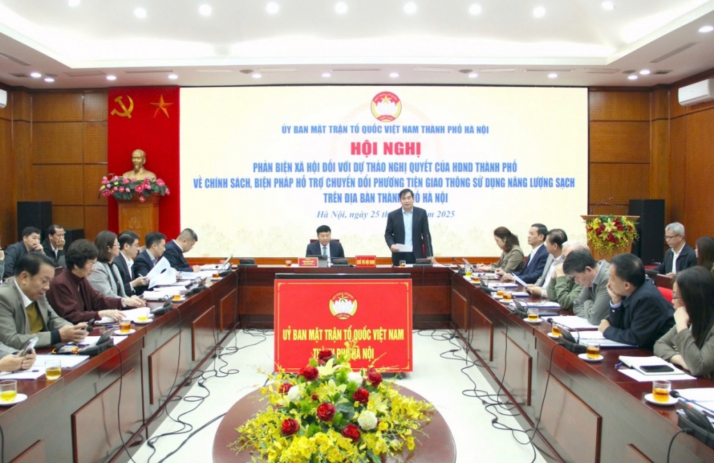 Chuyển đổi phương tiện xanh: Cần cơ chế đủ lực và hạ tầng đi trước