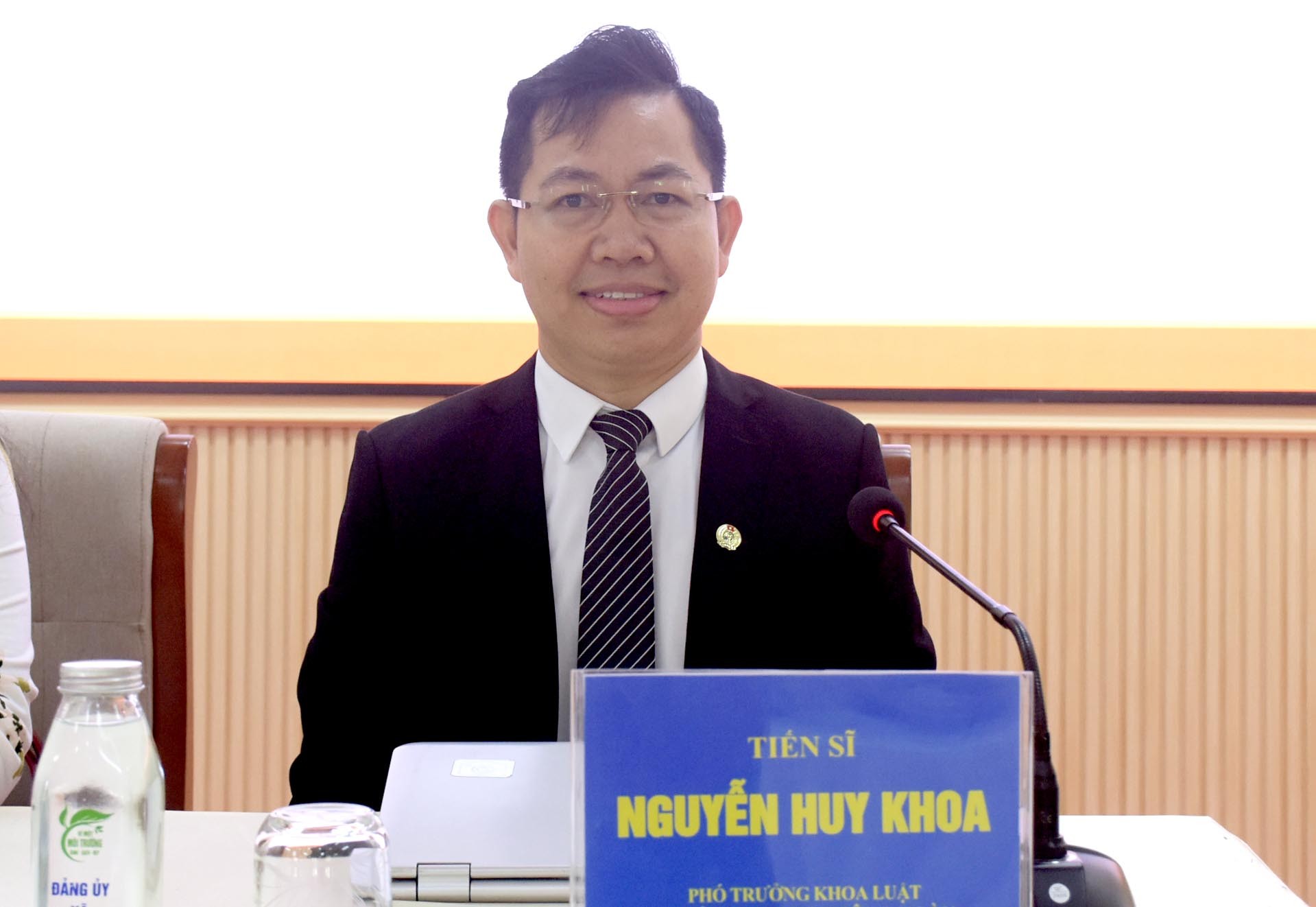 TRỰC TUYẾN: Chính sách mới về bảo hiểm xã hội và hoạt động công đoàn năm 2025 TRỰC TUYẾN: Chính sách mới về bảo hiểm xã hội và hoạt động công đoàn năm 2025