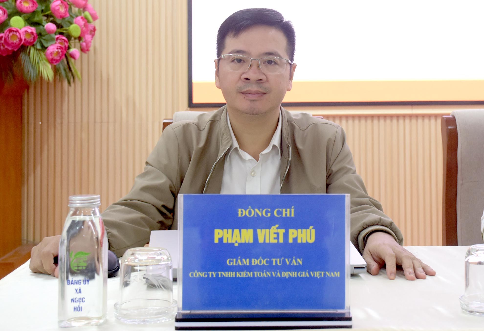 TRỰC TUYẾN: Chính sách mới về bảo hiểm xã hội và hoạt động công đoàn năm 2025 TRỰC TUYẾN: Chính sách mới về bảo hiểm xã hội và hoạt động công đoàn năm 2025