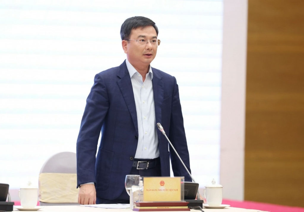 Điều hành tiền tệ giữ ổn định vĩ mô, tích cực hỗ trợ tín dụng cho vùng bão, lũ