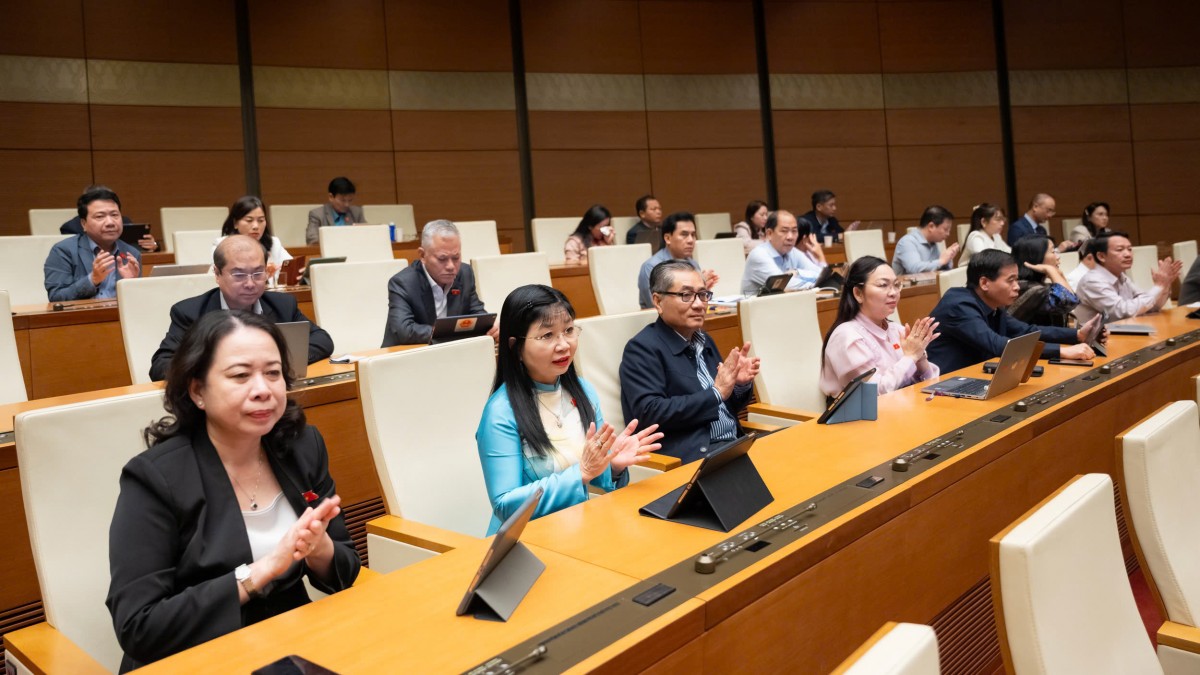 Các đại biểu dự Kỳ họp thứ 10, Quốc hội khóa XV. (Ảnh: QH) Các đại biểu dự Kỳ họp thứ 10, Quốc hội khóa XV. (Ảnh: QH)