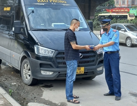 Hà Nội: Tăng cường xử lý vi phạm trong hoạt động kinh doanh vận tải hành khách