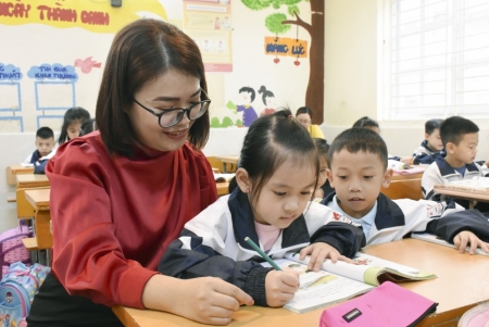 Chính phủ thống nhất thông qua đề nghị xây dựng Luật Nhà giáo