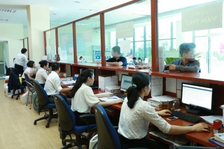 Những trường hợp viên chức nào được hưởng biên chế suốt đời?