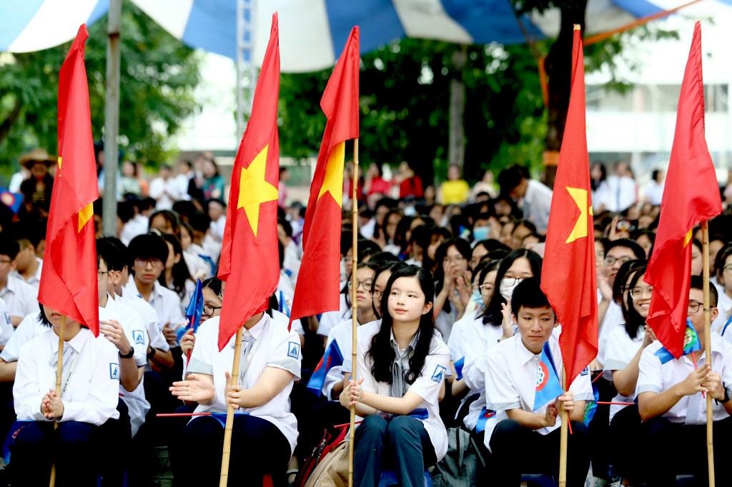 Hơn 2,2 triệu học sinh Thủ đô hân hoan chào đón năm học mới 2023   2024